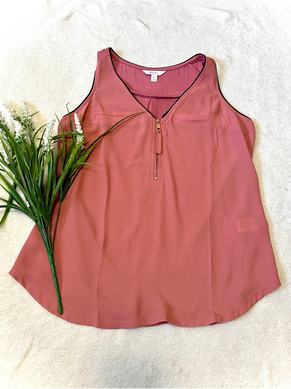 Candies NWOT Dusty Rose Zipper Tank Top - XS
